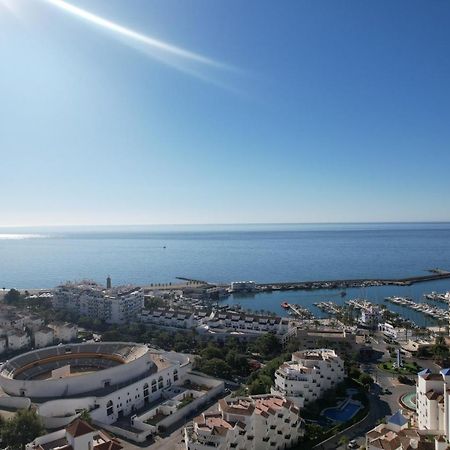 Escape To Estepona Ngoại thất bức ảnh