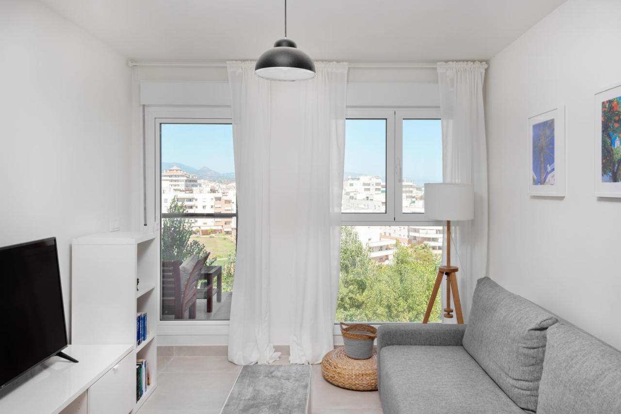 Escape To Estepona Ngoại thất bức ảnh